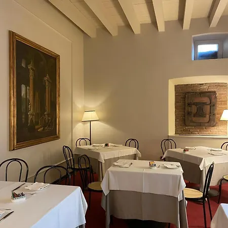 Ξενοδοχείο Lear • Dining Club *