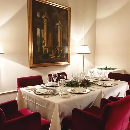 Lear • Dining Club Hotel Briosco