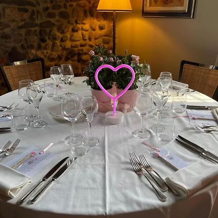 Lear • Dining Club