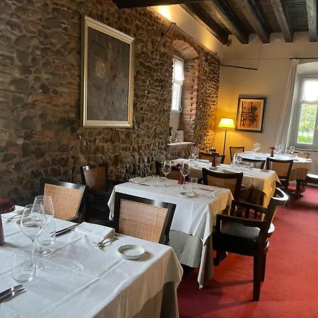 Lear • Dining Club