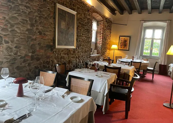 Lear • Dining Club